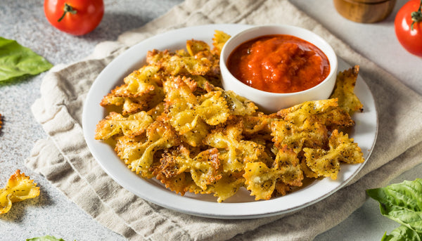 TikTok pasta chips in een airfryer van ONYX Cookware