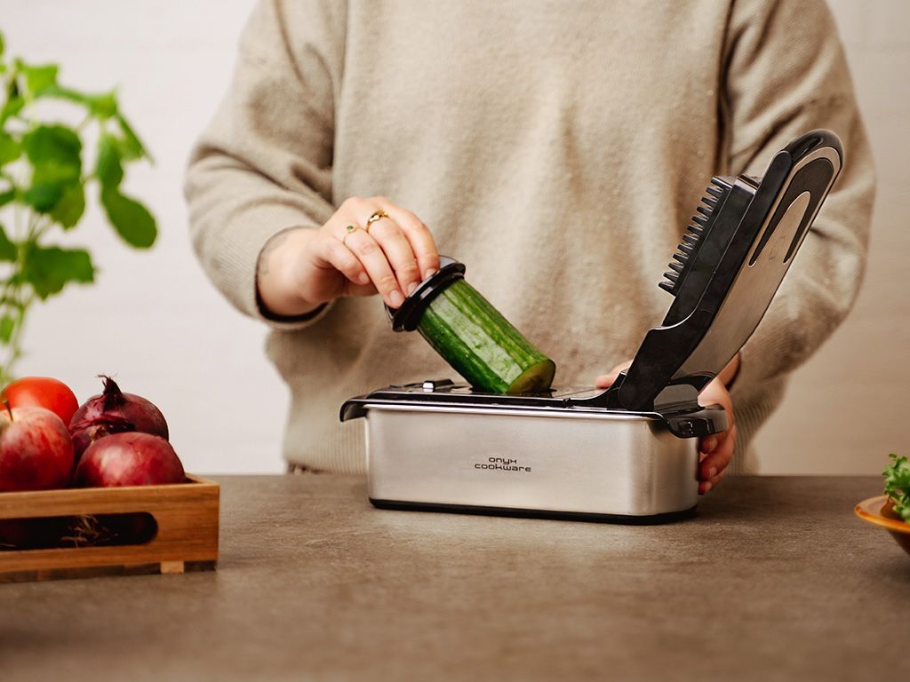 ROESTVRIJSTALEN HAKMOLEN