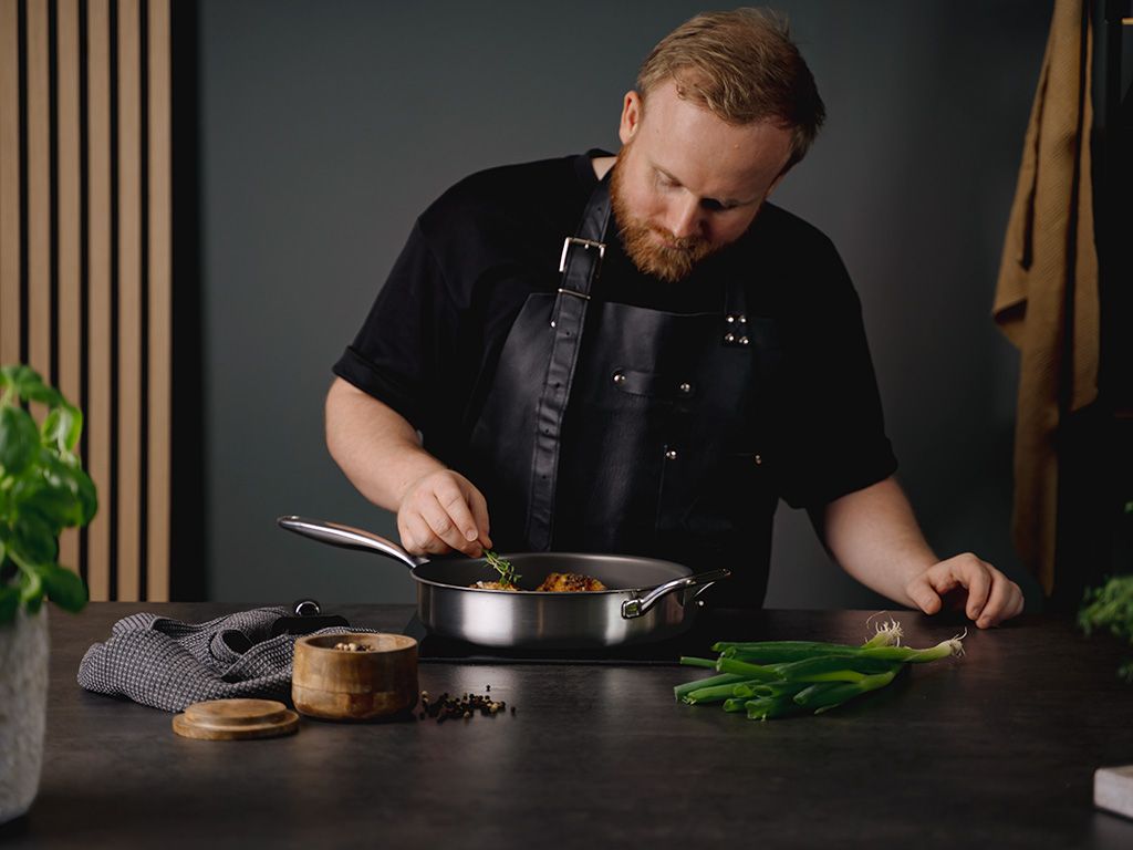 ZERO – NATUURLIJKE ANTI-AANBAK SAUTEERPAN 26CM