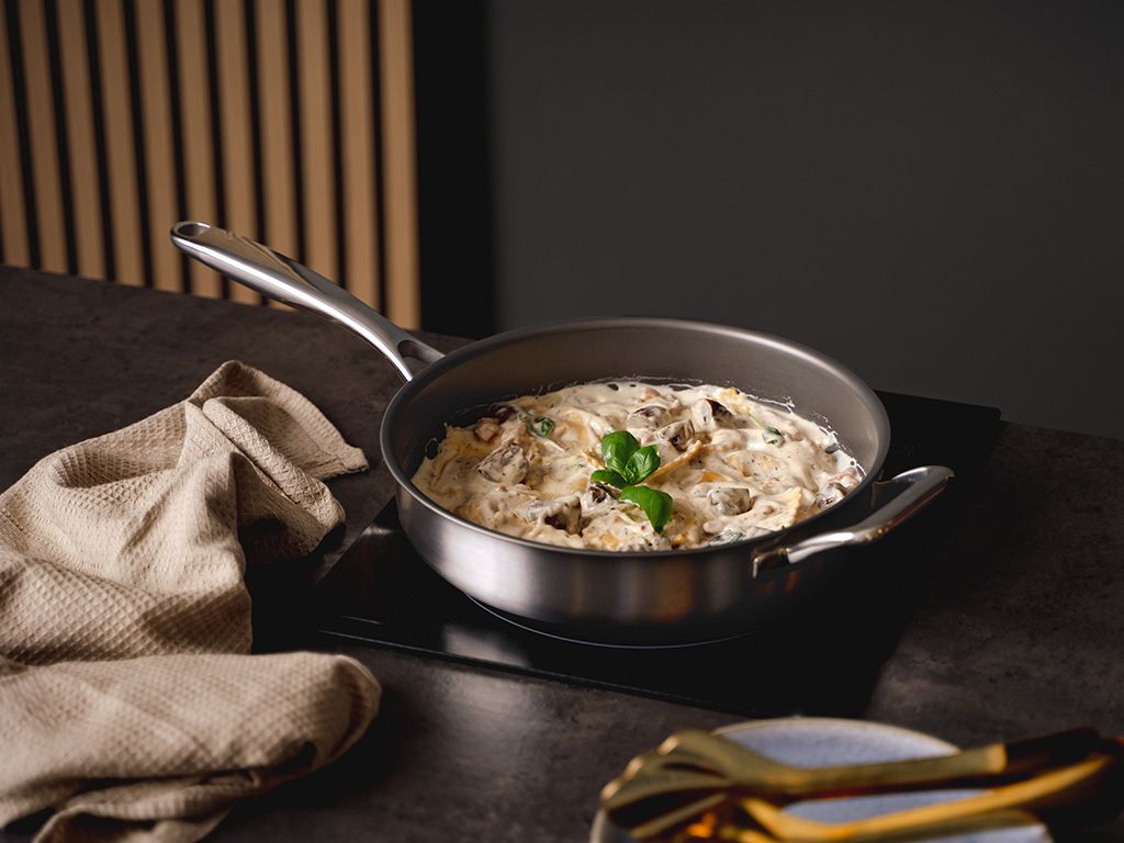 ZERO – NATUURLIJKE ANTI-AANBAK SAUTEERPAN 26CM